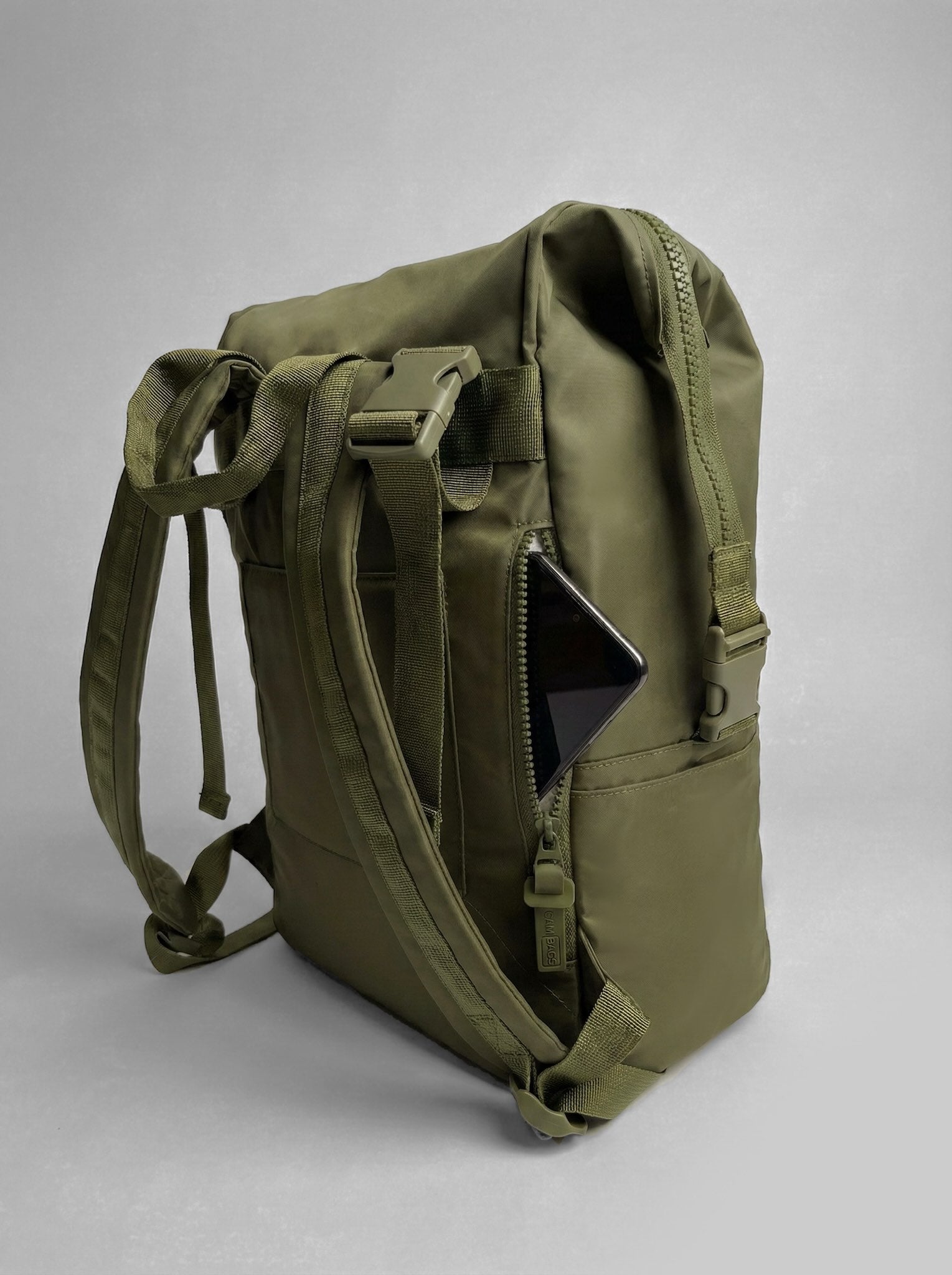 Mochila maternal Cam Bags verde vista lateral izquierda